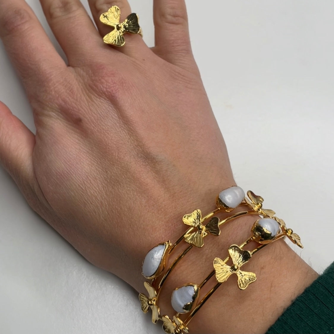 Bracciale rigido Trifogli
